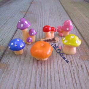 (NWOT) 6pc - Miniature Mushroom for Mini Fairy Garden, Terrarium or Crafts